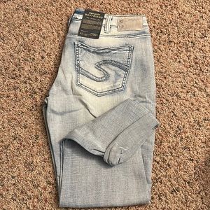 Women’s Silver super stretch boyfriend cropped jeans